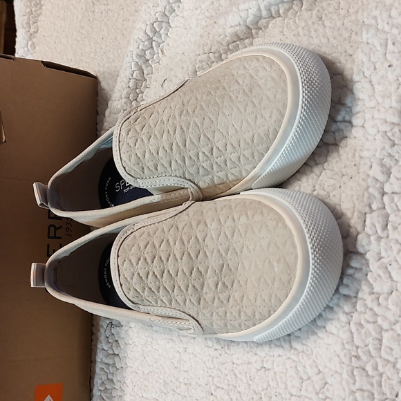 Sperry seaside top-sider 8 M quilted suede leather champagne shoes. NWOT in box. - Picture 7 of 8